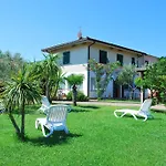 Mimosa - Aria Condizionata, Giardino, Biciclette E Posti Auto Coperti 公寓 坎普码港