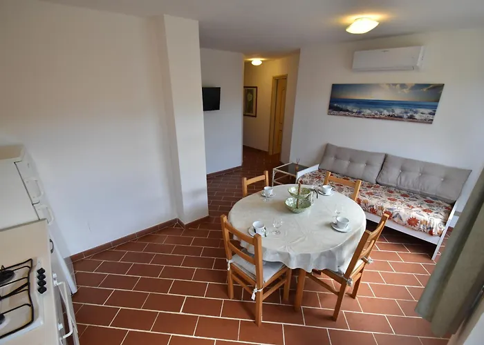 Mimosa - Aria Condizionata, Giardino, Biciclette E Posti Auto Coperti Marina di Campo