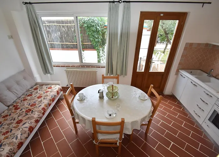 Mimosa - Aria Condizionata, Giardino, Biciclette E Posti Auto Coperti Appartement