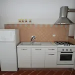 Appartement Mimosa - Aria Condizionata, Giardino, Biciclette E Posti Auto Coperti *