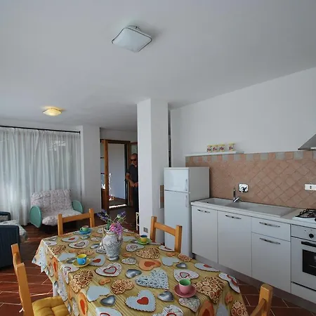 Mimosa - Aria Condizionata, Giardino, Biciclette E Posti Auto Coperti Marina di Campo