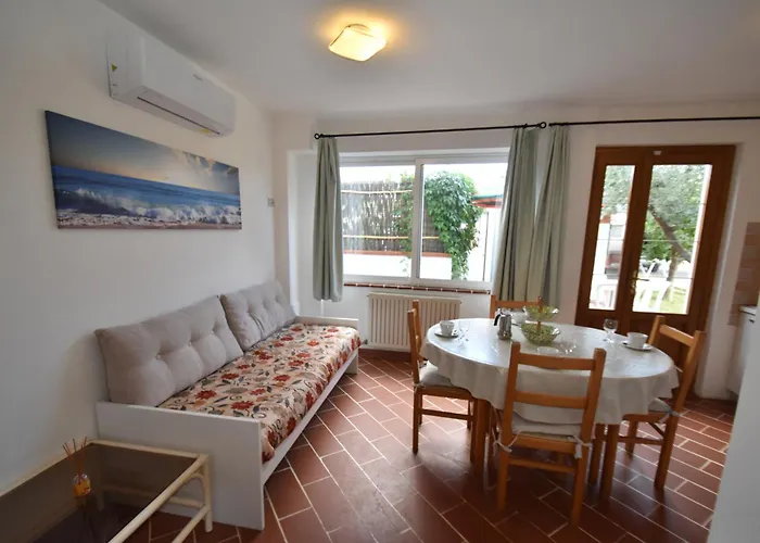 Mimosa - Aria Condizionata, Giardino, Biciclette E Posti Auto Coperti Marina di Campo