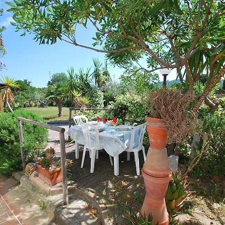 Mimosa - Aria Condizionata, Giardino, Biciclette E Posti Auto Coperti Lejlighed