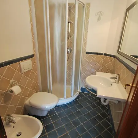 Mimosa - Aria Condizionata, Giardino, Biciclette E Posti Auto Coperti